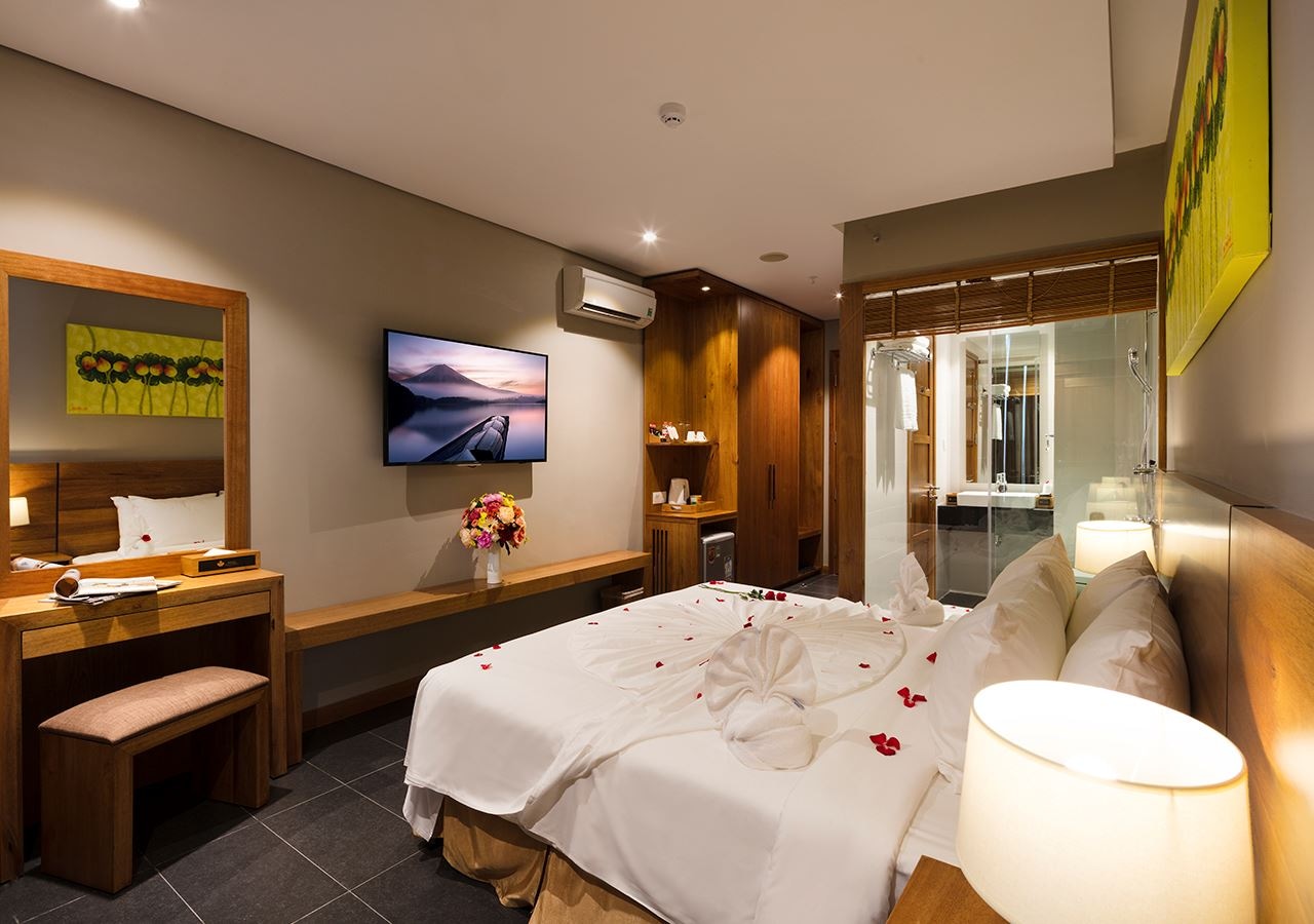 rooms-room-deluxe-with-balcony