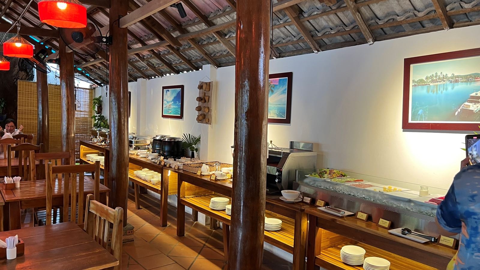 restaurants-main-restaurant