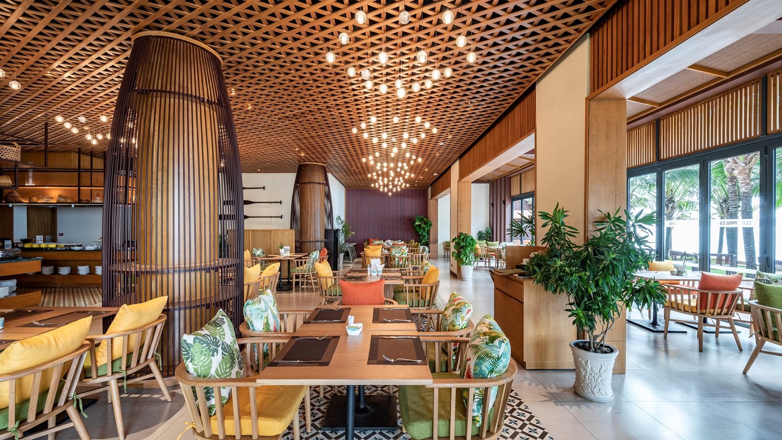 restaurants-palm-kitchen