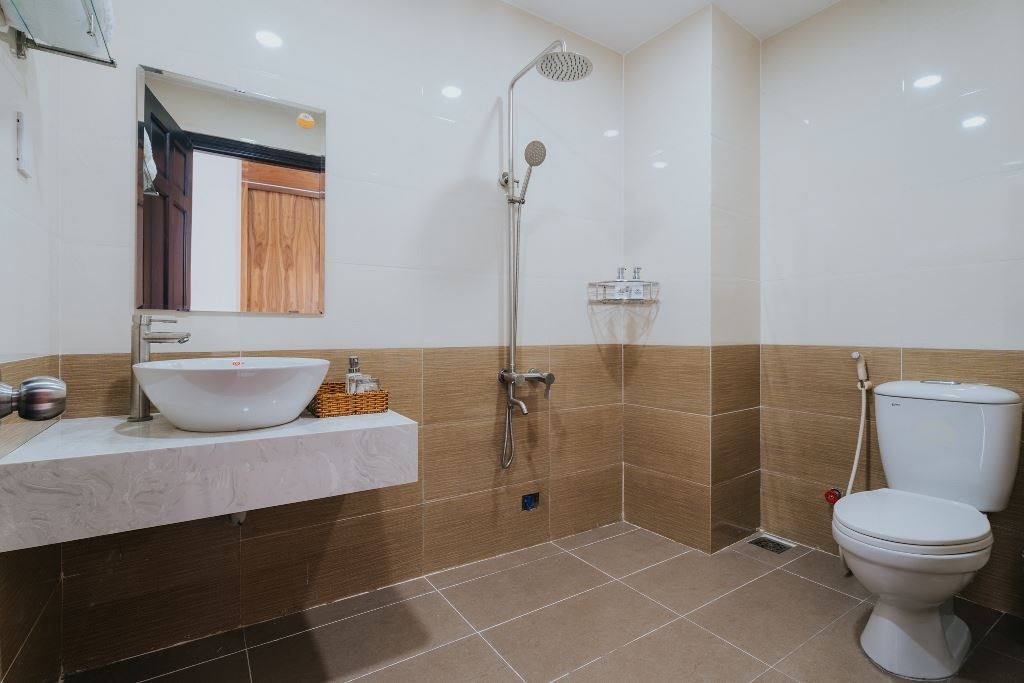 rooms-deluxe-double-garden-view-balcony