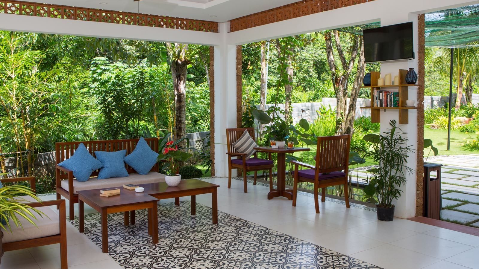 general-main-building