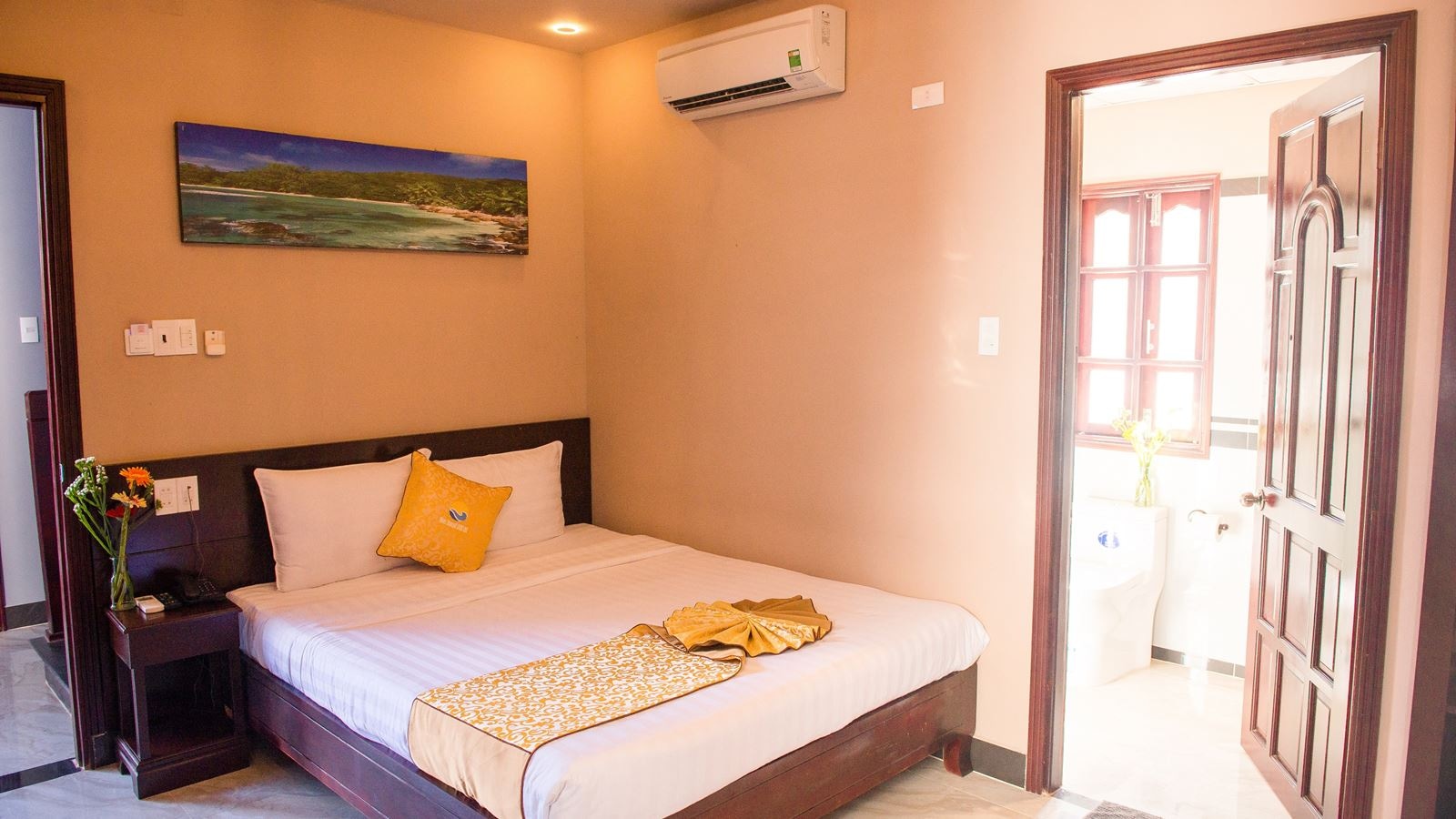 rooms-room-deluxe-seaview-with-balcony-child-without-extra-bed