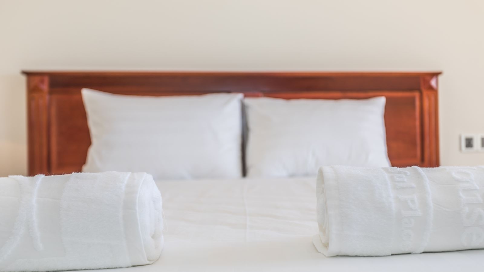 rooms-deluxe-sea-view