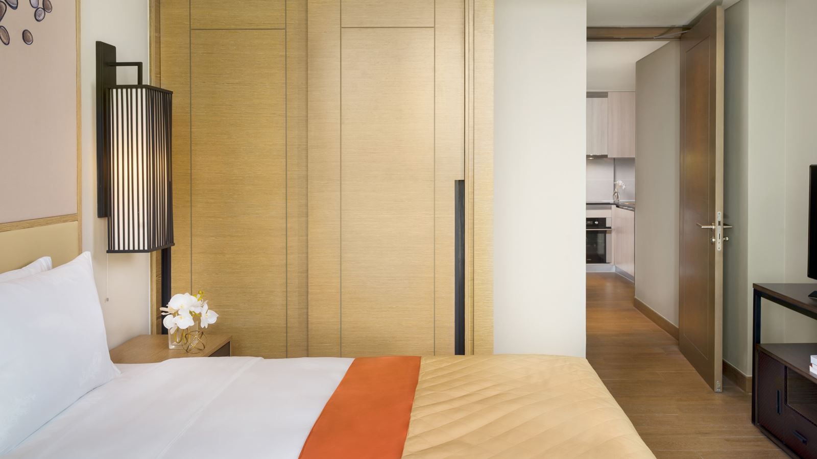 rooms-1-king-1-twin-2bedroom-residence-ocean-view-no-extra-bed