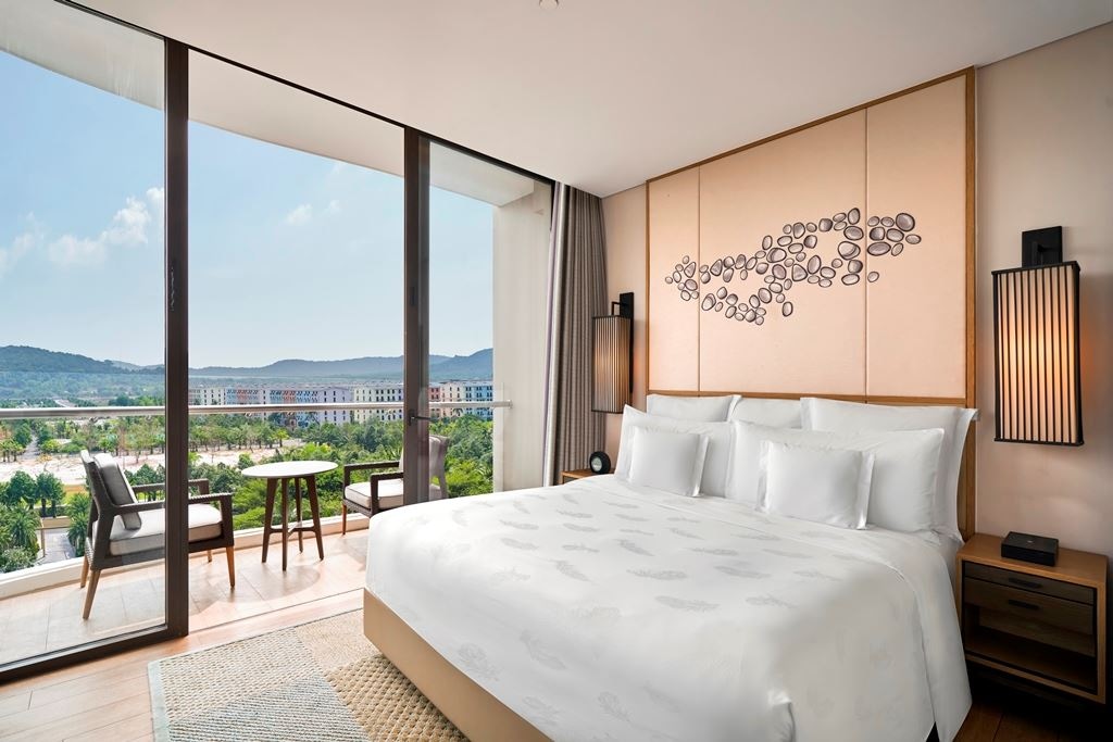 rooms-1-king-1-queen-2bedroom-residence-no-extra-bed