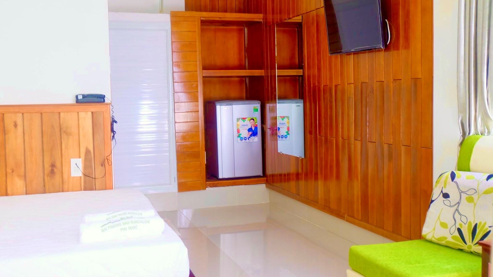 rooms-bungalow-standard-with-terrace-child-without-extra-bed