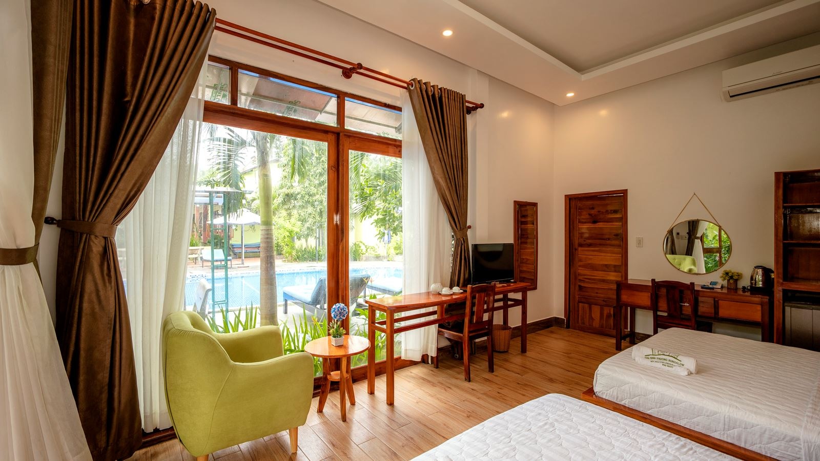 rooms-bungalow-superior-with-terrace