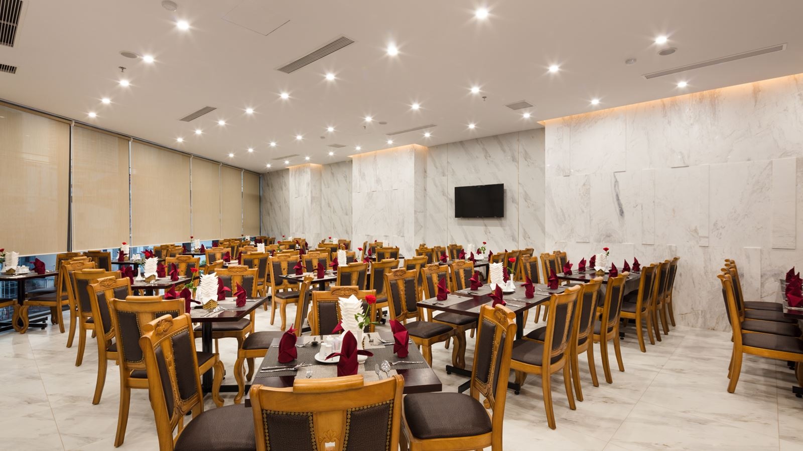 restaurants-first-floor