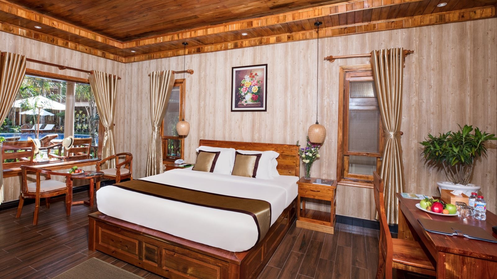 rooms-superior-with-balcony