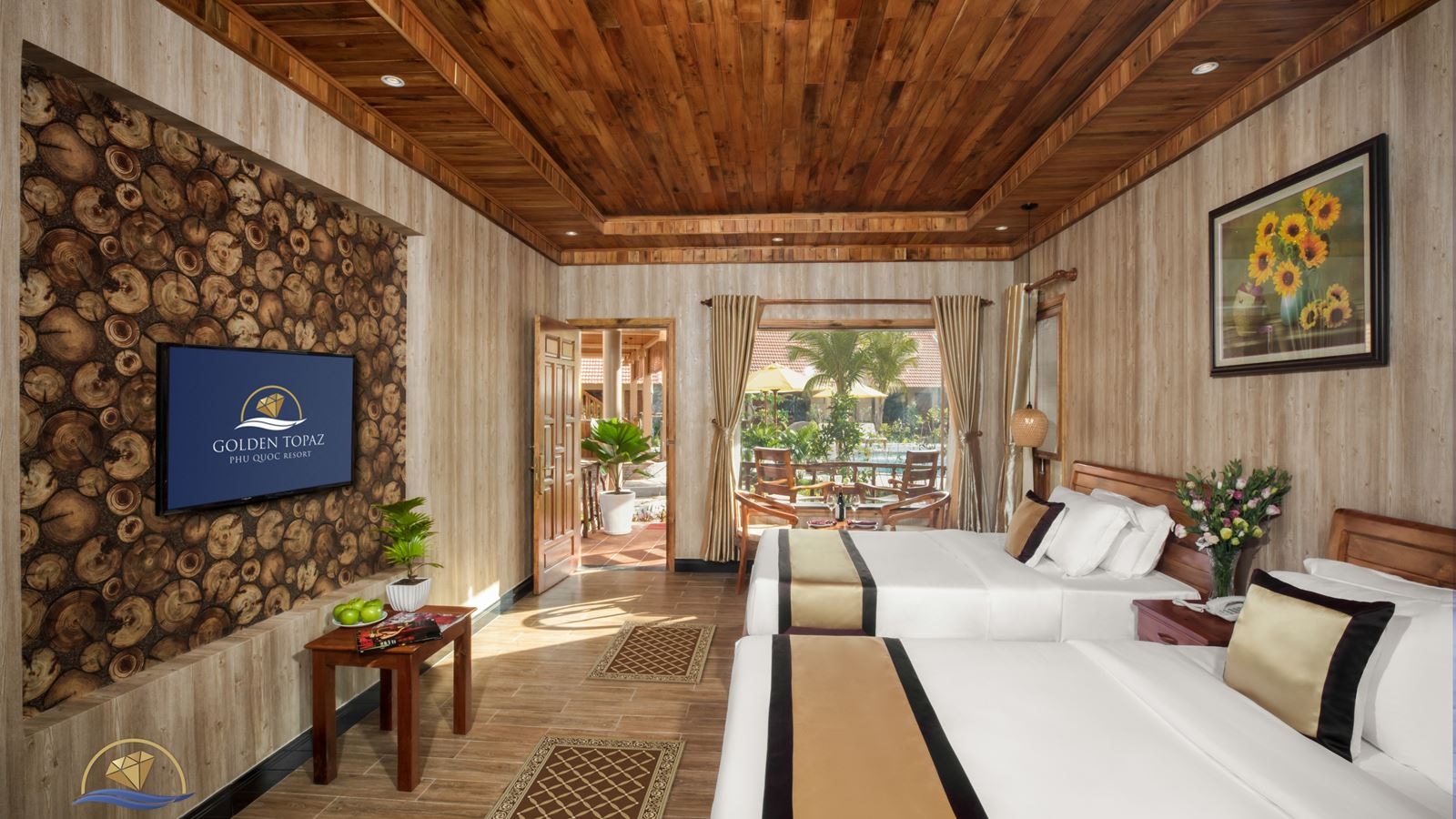 rooms-superior-with-balcony