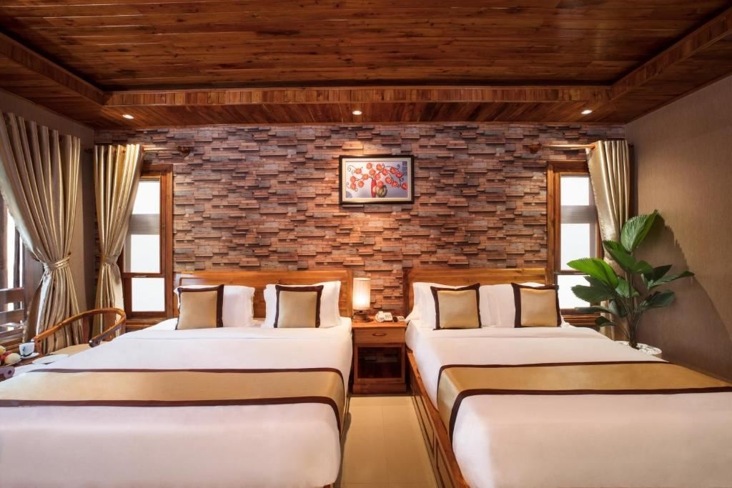 rooms-superior-triple-gardenpool-view-with-balcony