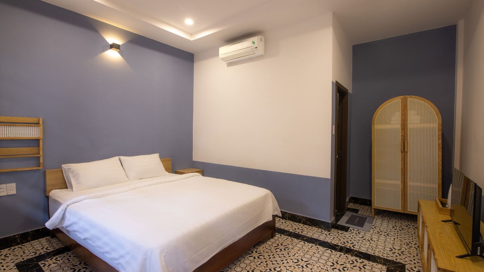 rooms-bungalow-double-garden-view-balcony