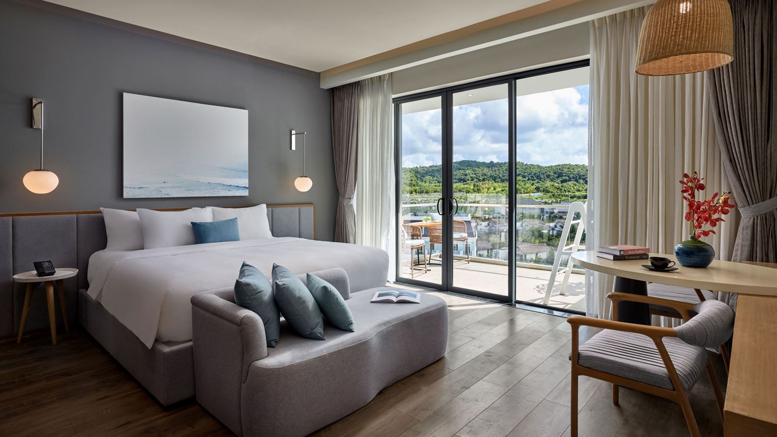 rooms-standard-room-with-balcony-no-extra-bed-with-meals