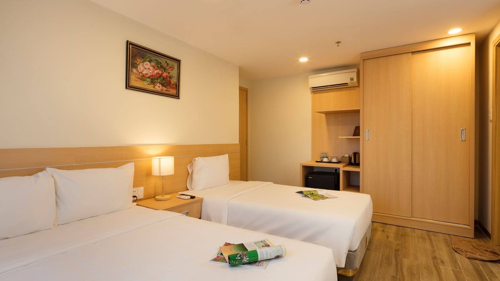 rooms-deluxe-mountain-view