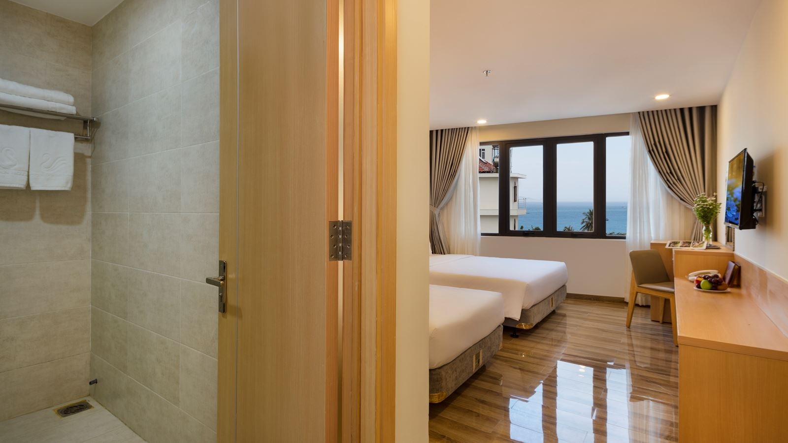 rooms-deluxe-ocean-view
