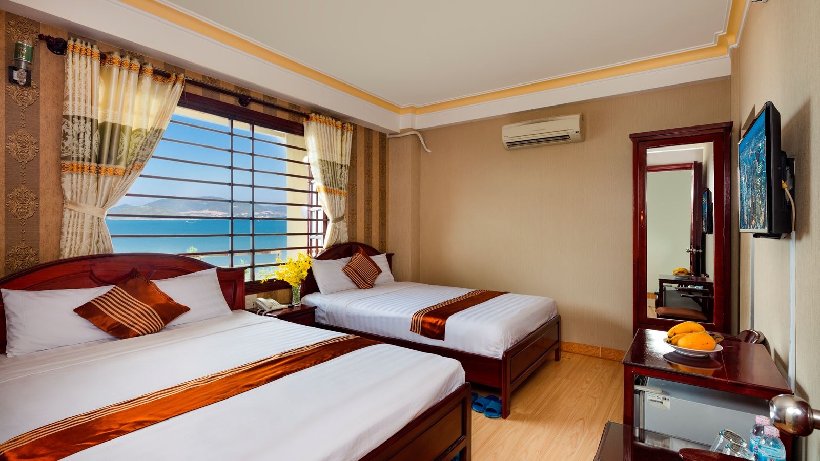 rooms-deluxe-sea-view