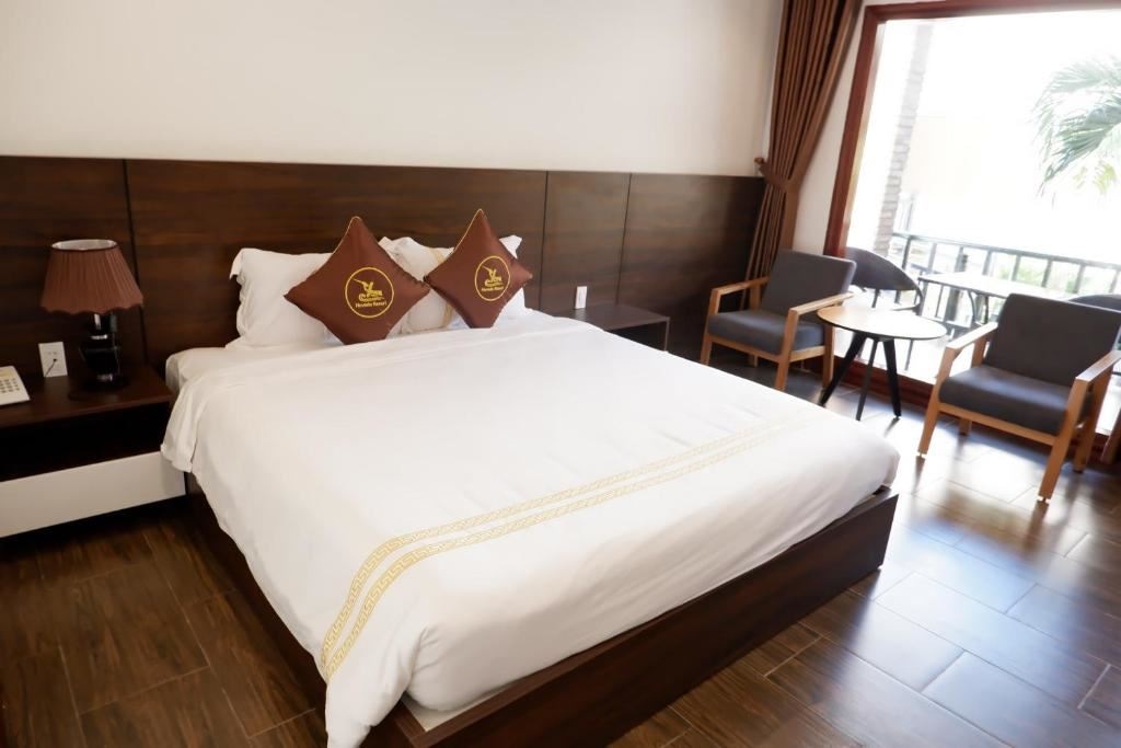 rooms-deluxe-double-room-city-view