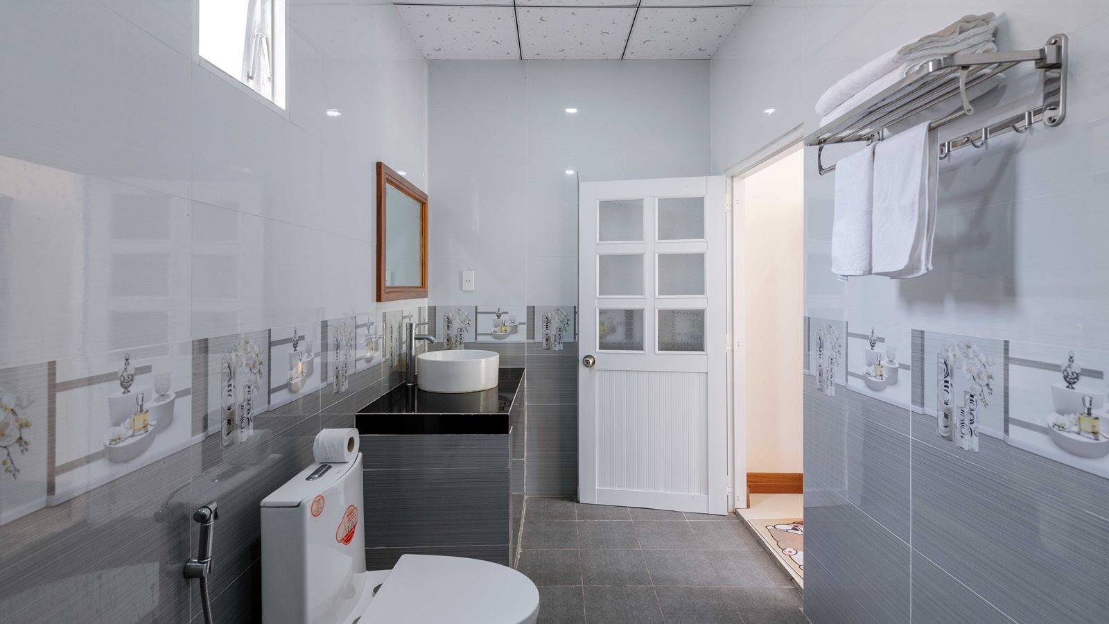 rooms-deluxe-family-bungalow-with-terrace