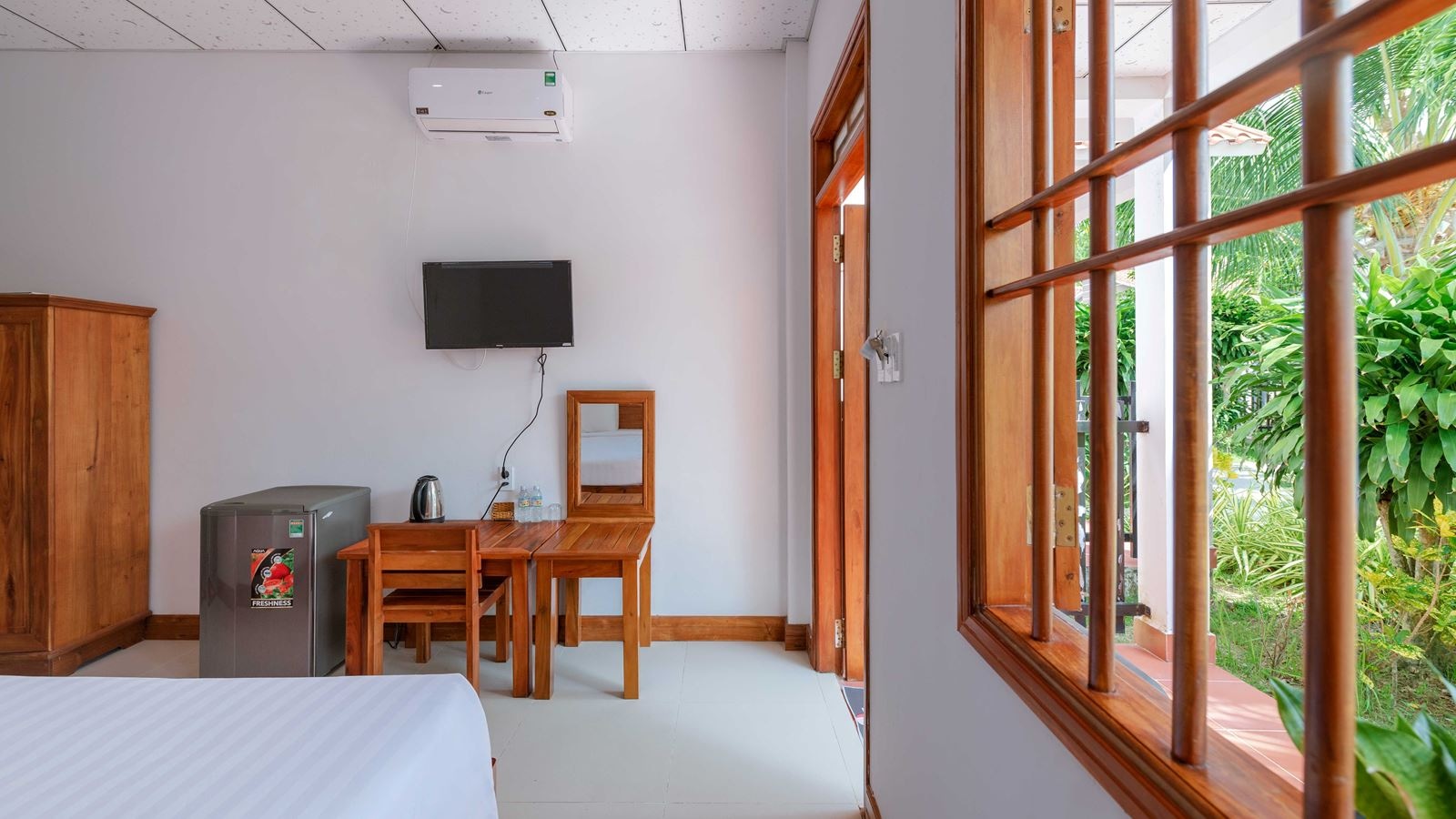 rooms-deluxe-bungalow-with-terrace-child-without-extra-bed