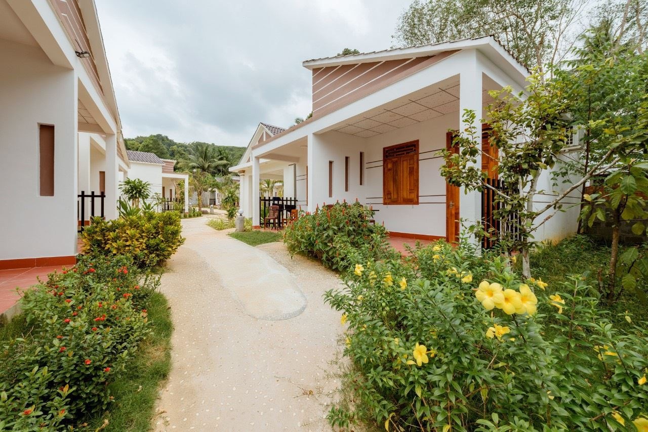 rooms-deluxe-family-bungalow-with-terrace