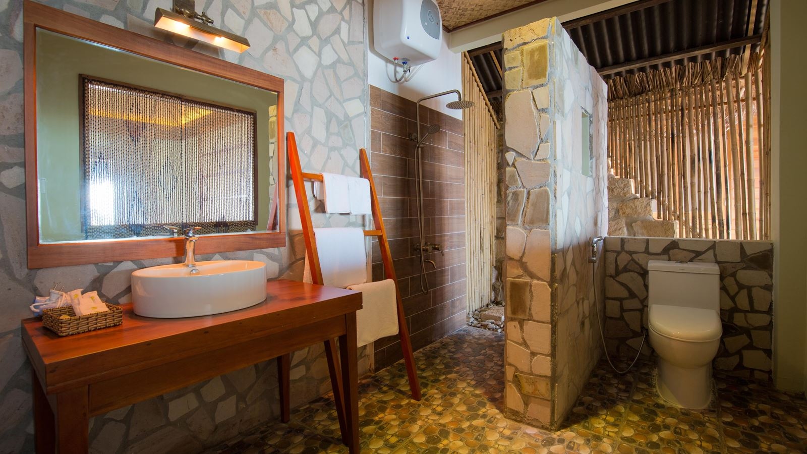 rooms-beach-front-bungalow