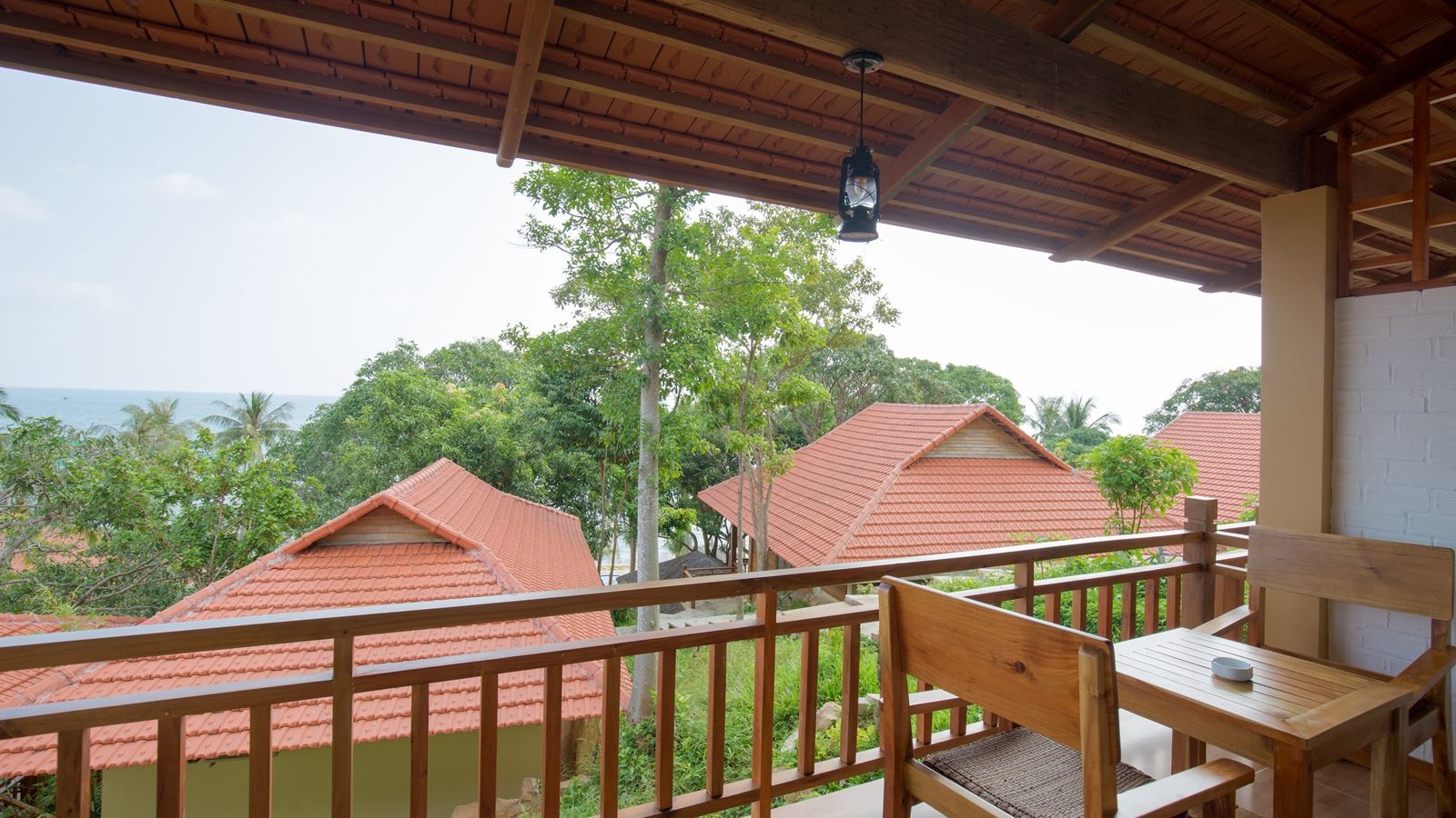 rooms-deluxe-ocean-view