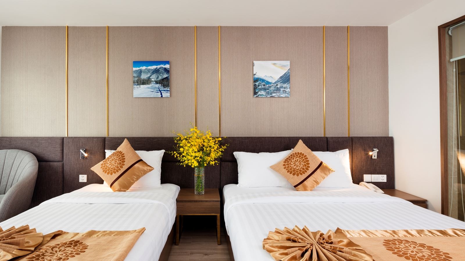 rooms-superior-balcony