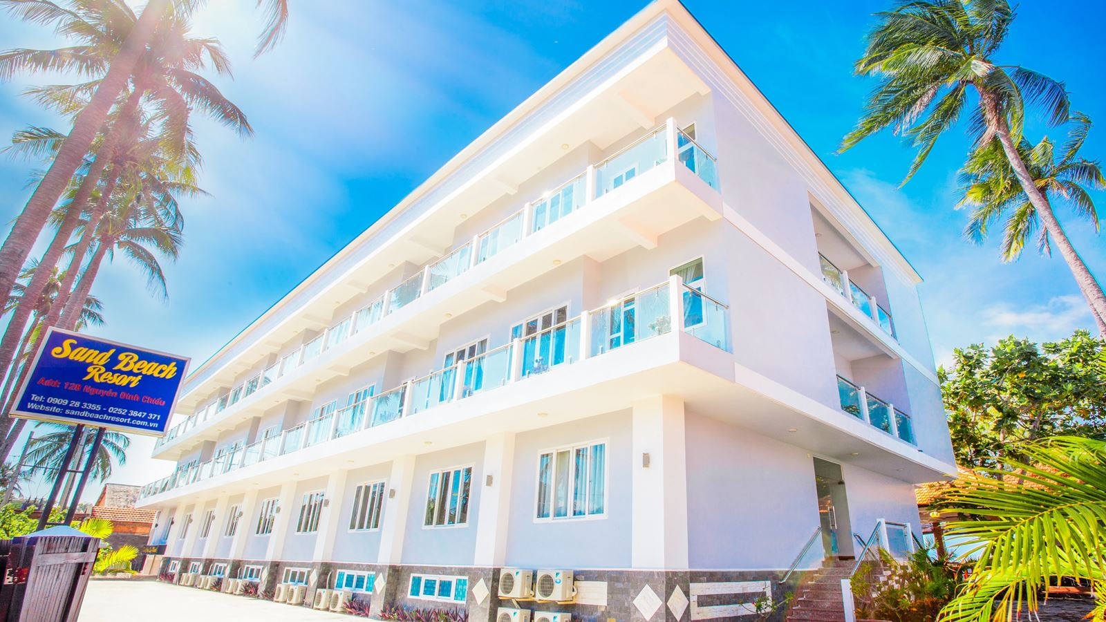 general-main-building