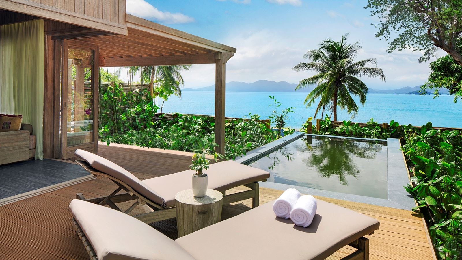 rooms-ocean-view-pool-villa