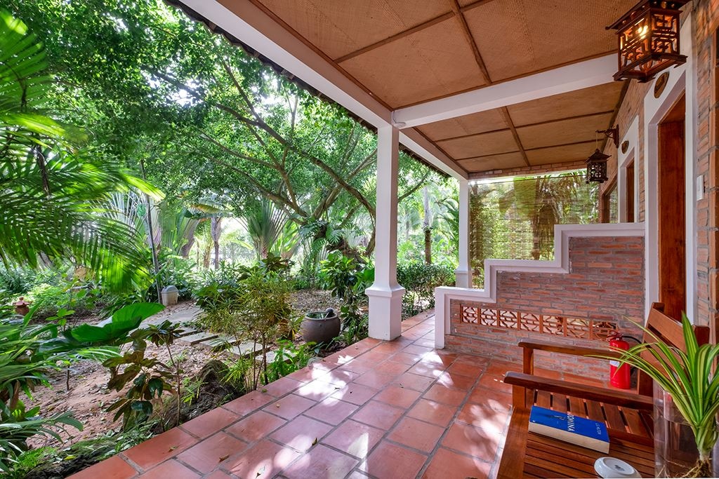 rooms-deluxe-garden-view-with-balcony-child-without-extra-bed