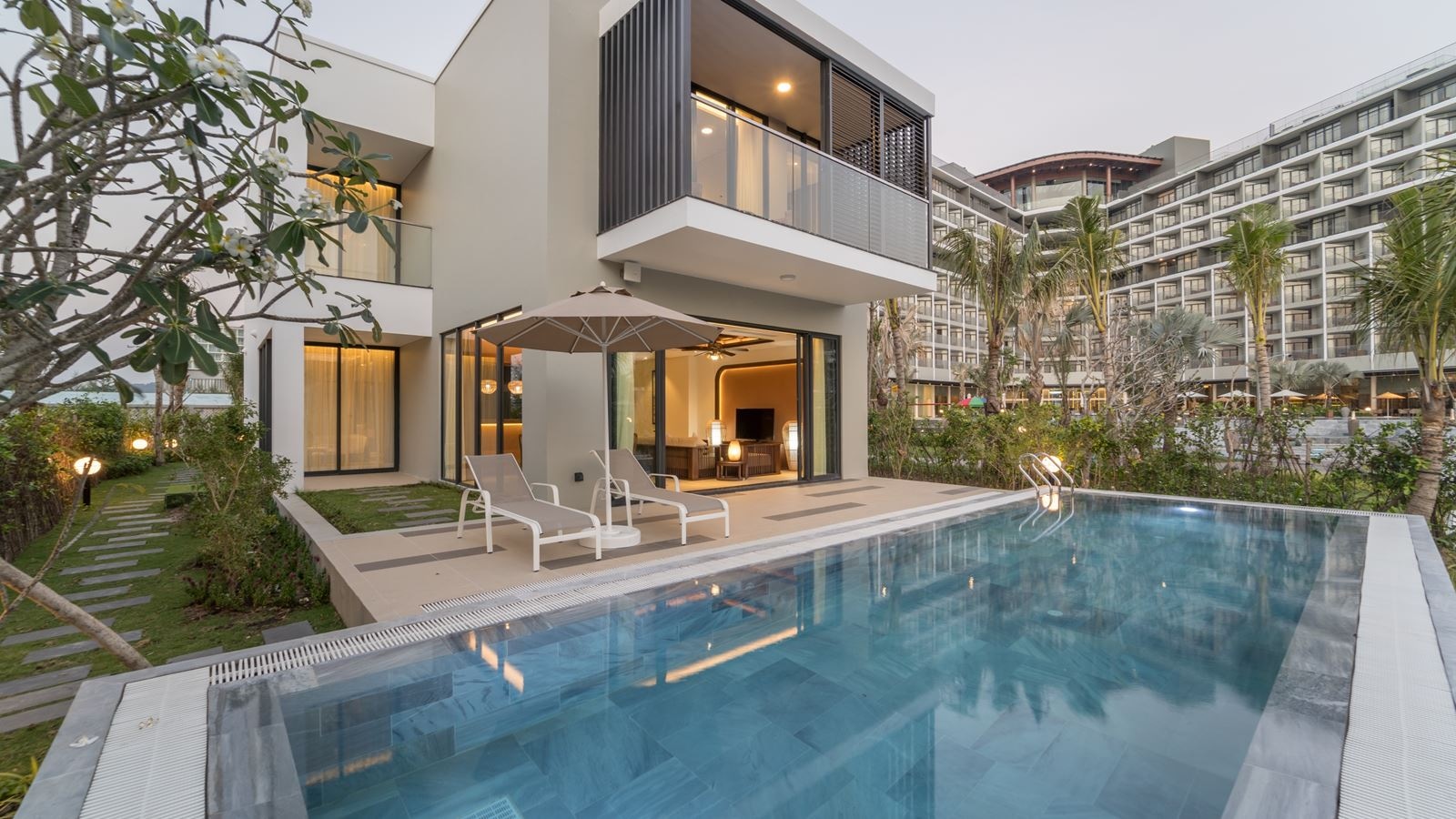 rooms-deluxe-villa-3-bedrooms