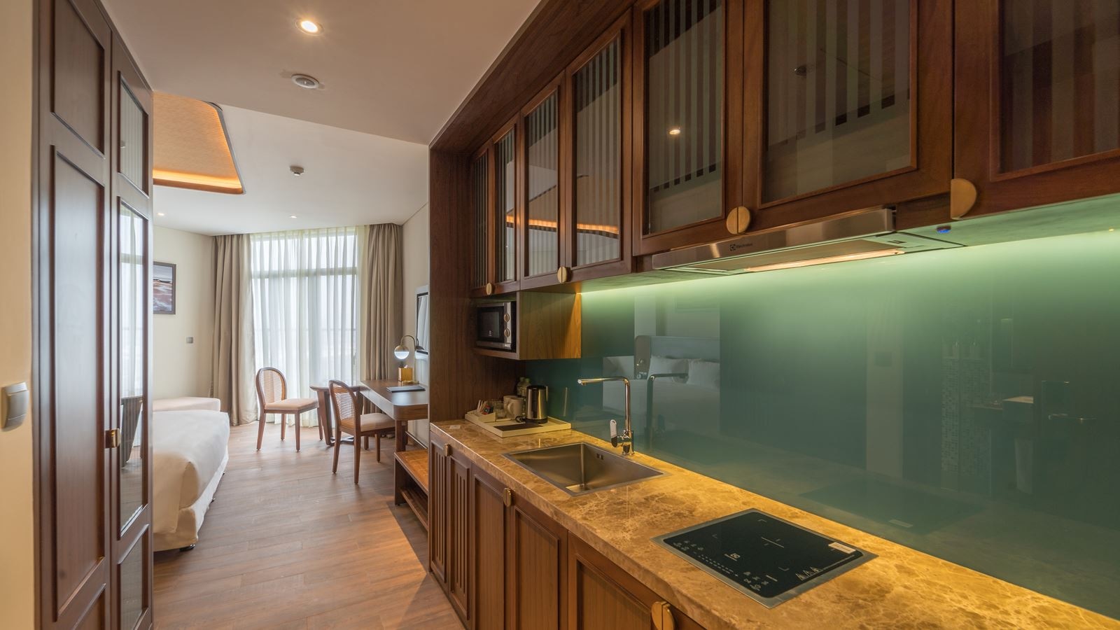 rooms-deluxe-garden-view