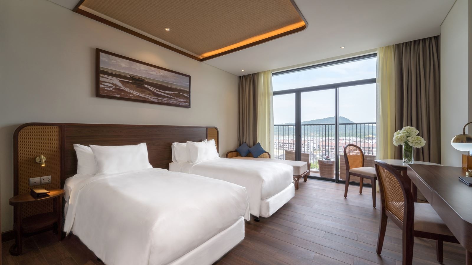 rooms-deluxe-garden-view