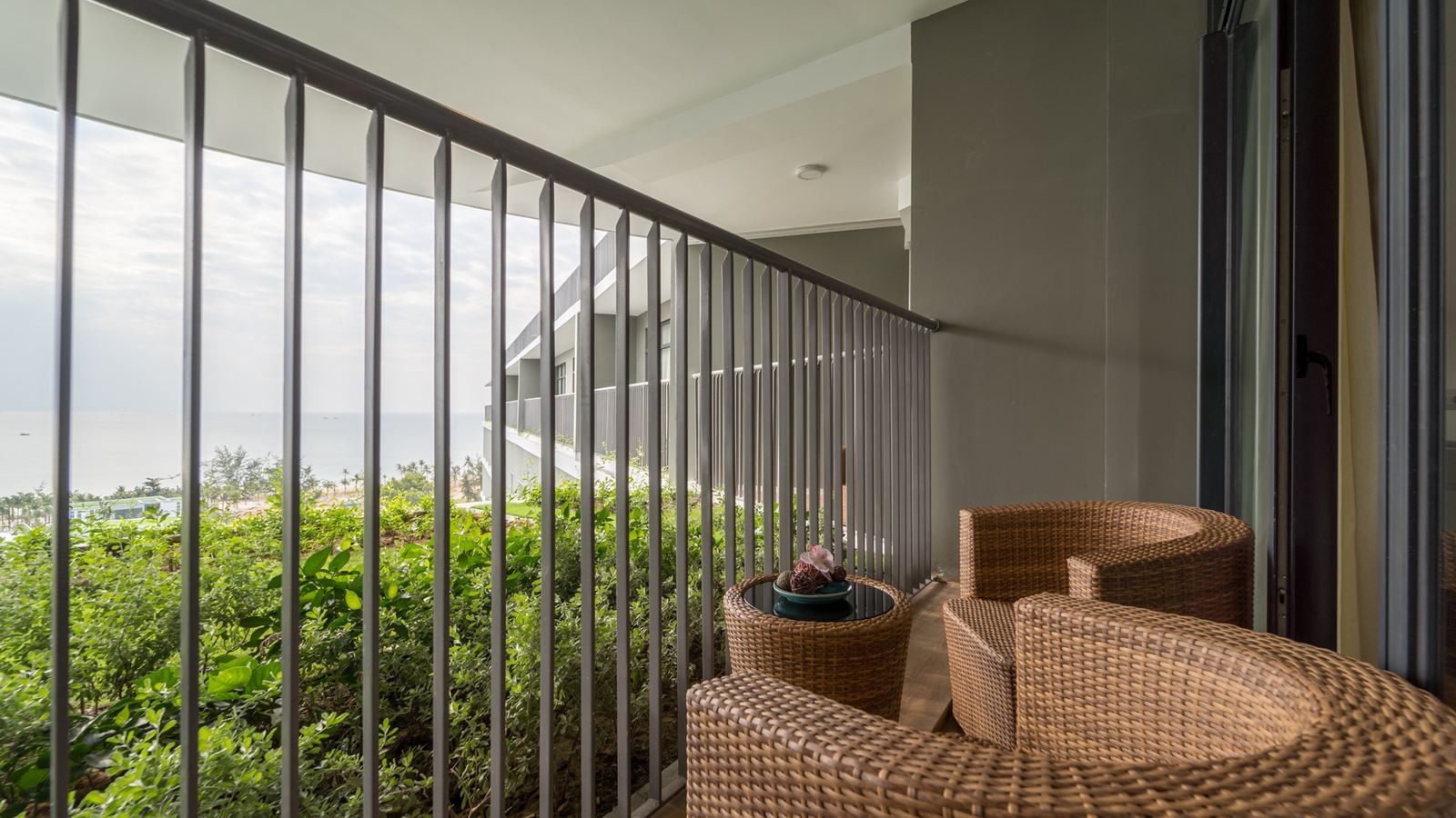 rooms-deluxe-garden-view-child-without-extra-bed