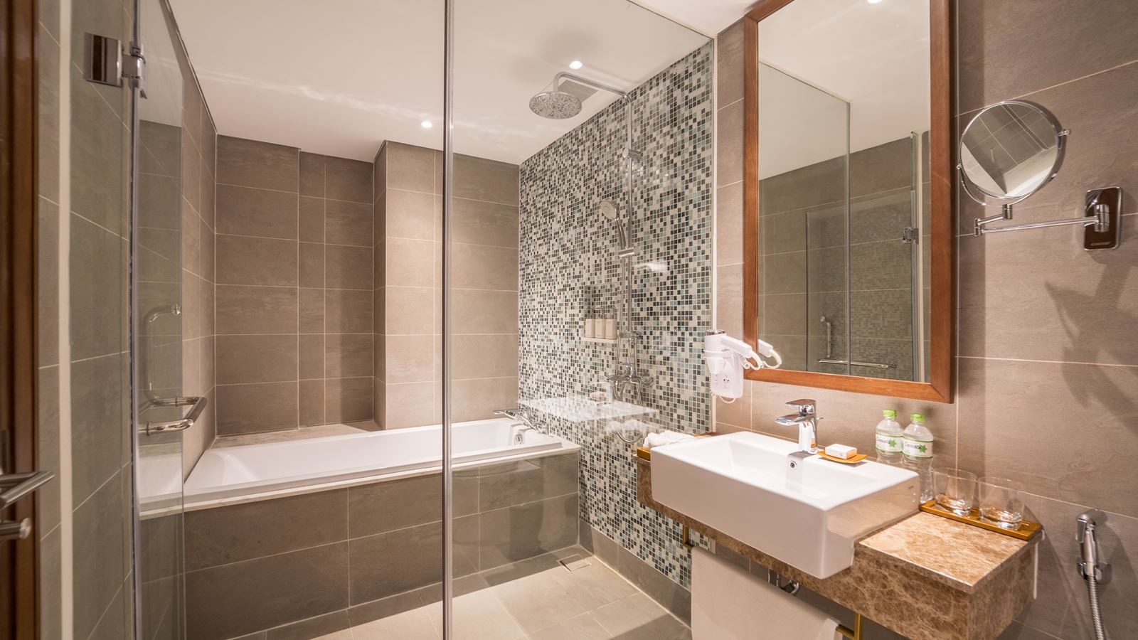 rooms-grande-suite-3-bedrooms-garden-view