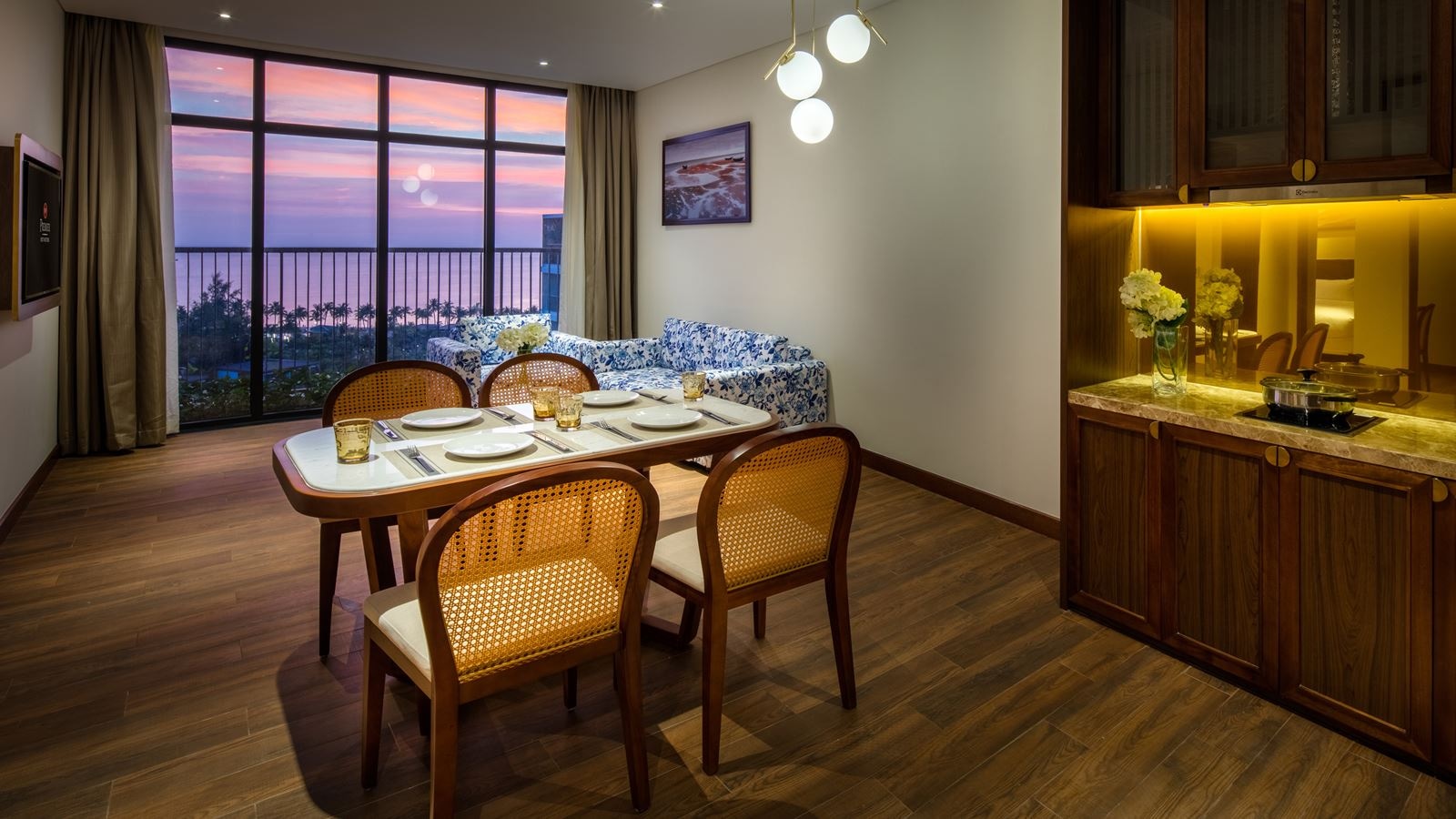 rooms-executive-suite-2-bedrooms-garden-view