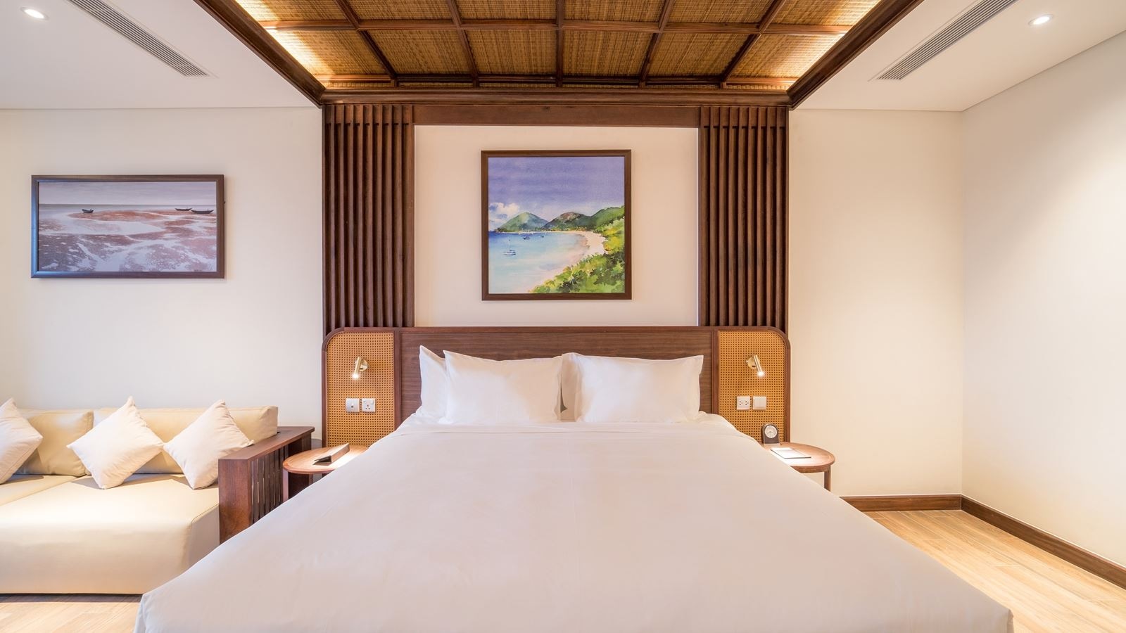 rooms-deluxe-villa-3-bedrooms