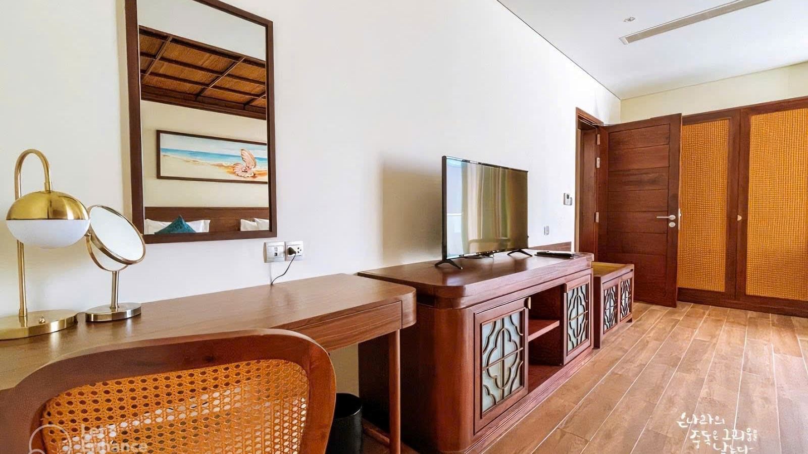 rooms-deluxe-villa-3-bedrooms