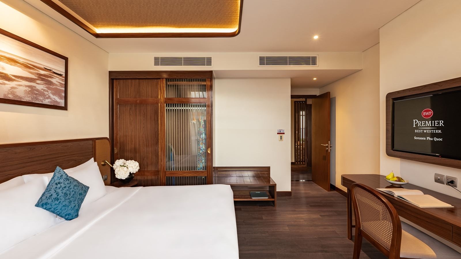 rooms-executive-suite-2-bedrooms-sea-view