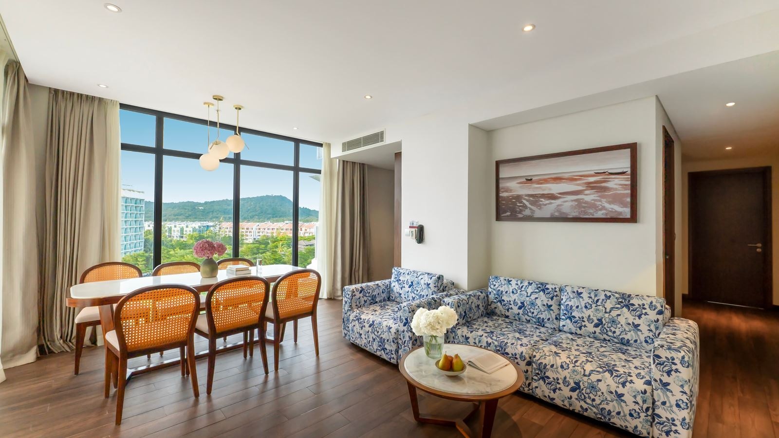 rooms-grande-suite-3-bedrooms-sea-view