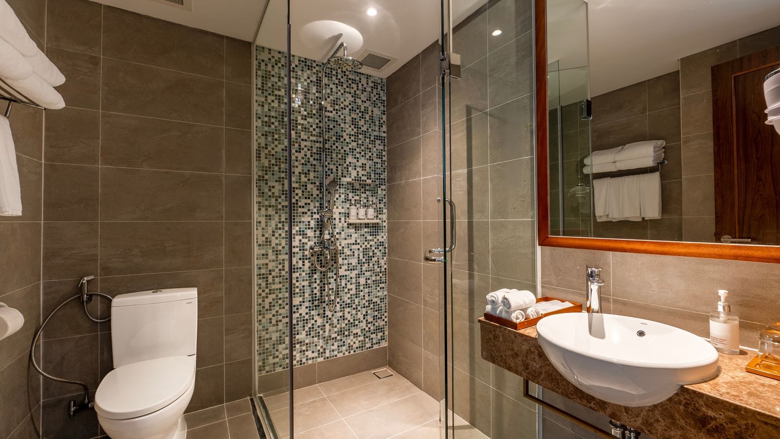 rooms-grande-suite-3-bedrooms-sea-view