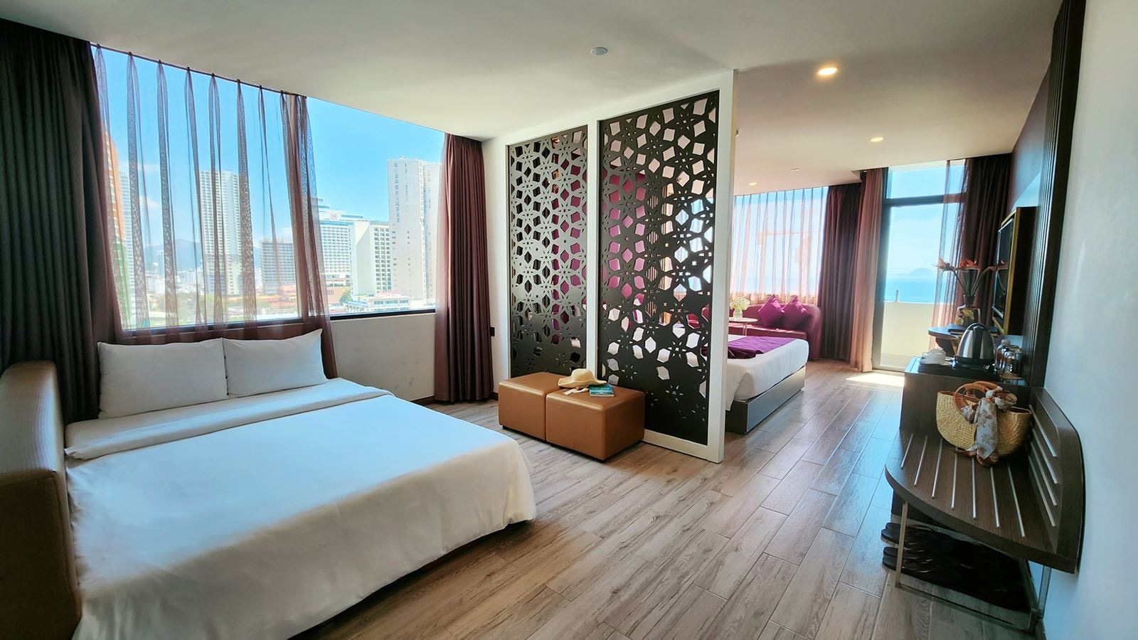 rooms-family-suite-cityview