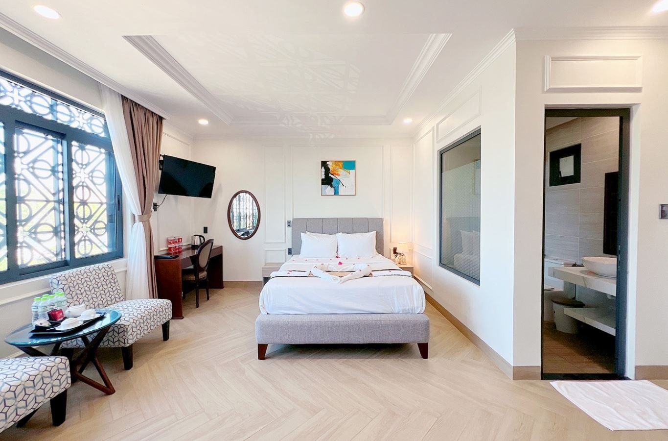 rooms-deluxe-room-with-balcony