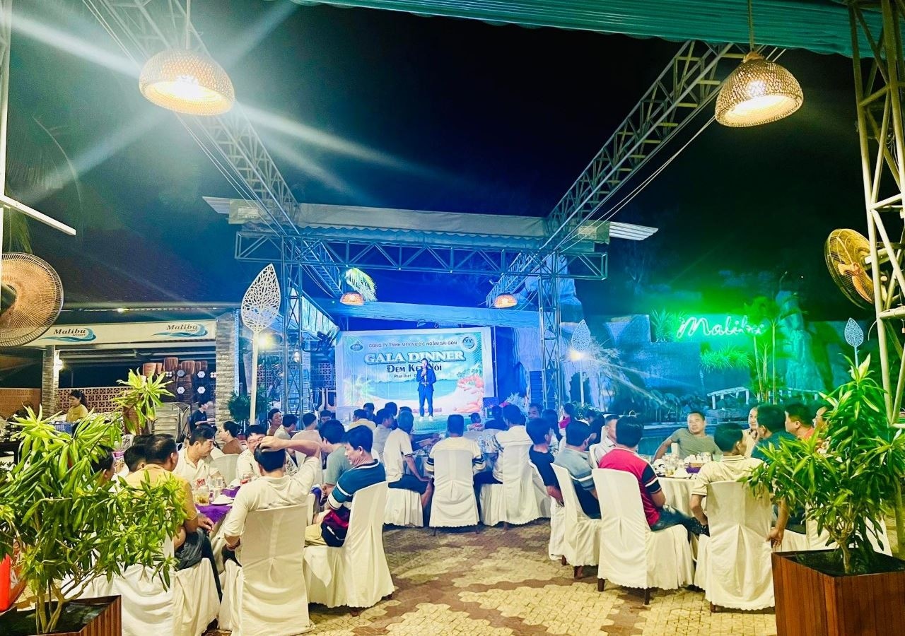 restaurants-malibu-restaurant