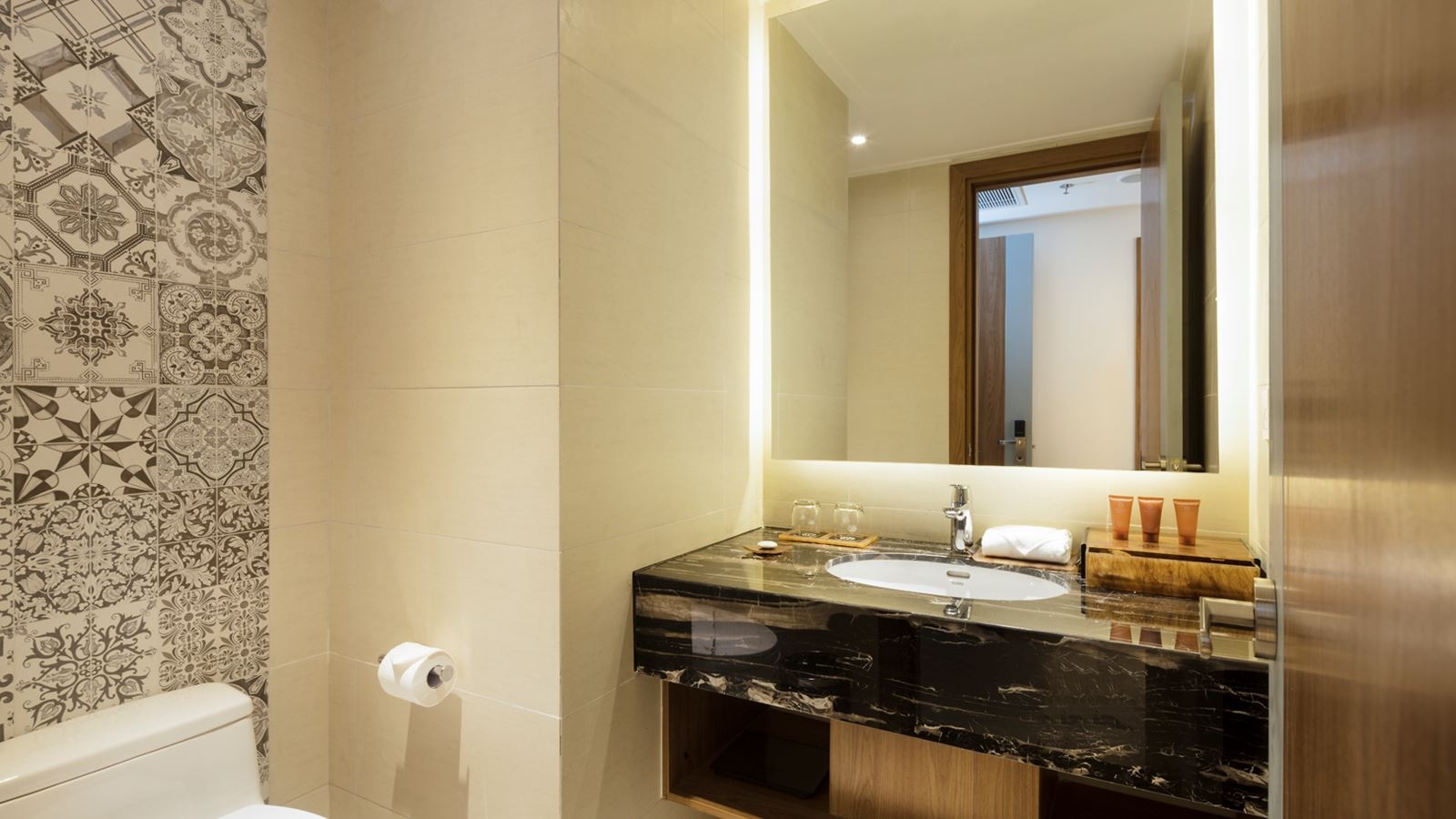 rooms-senior-deluxe-sea-view