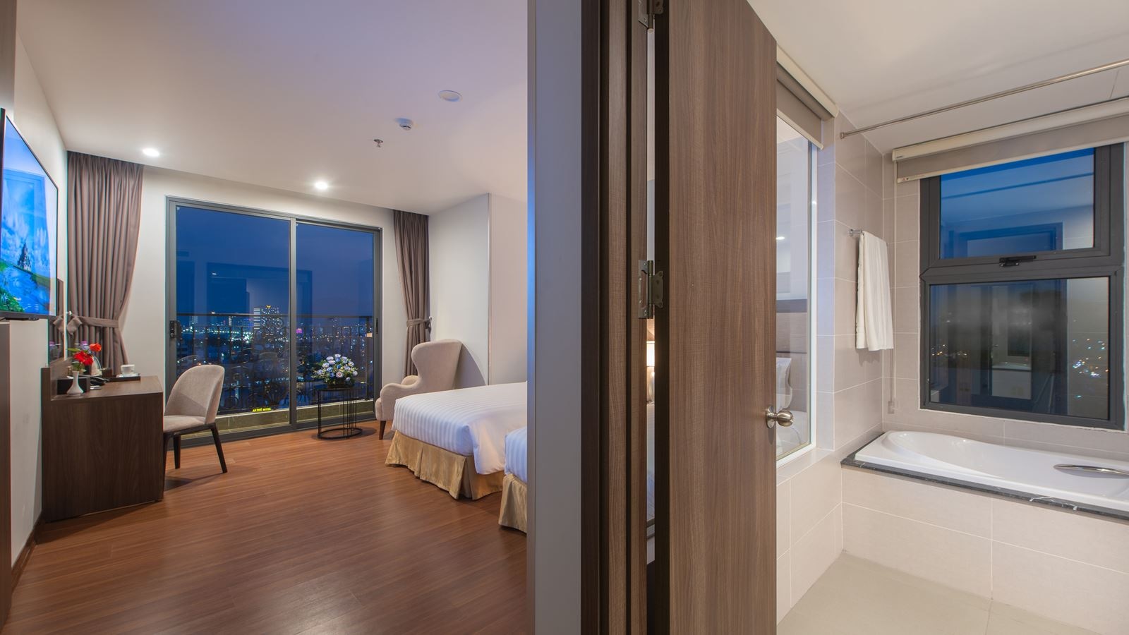 rooms-studio-plus-seaview-with-balcony