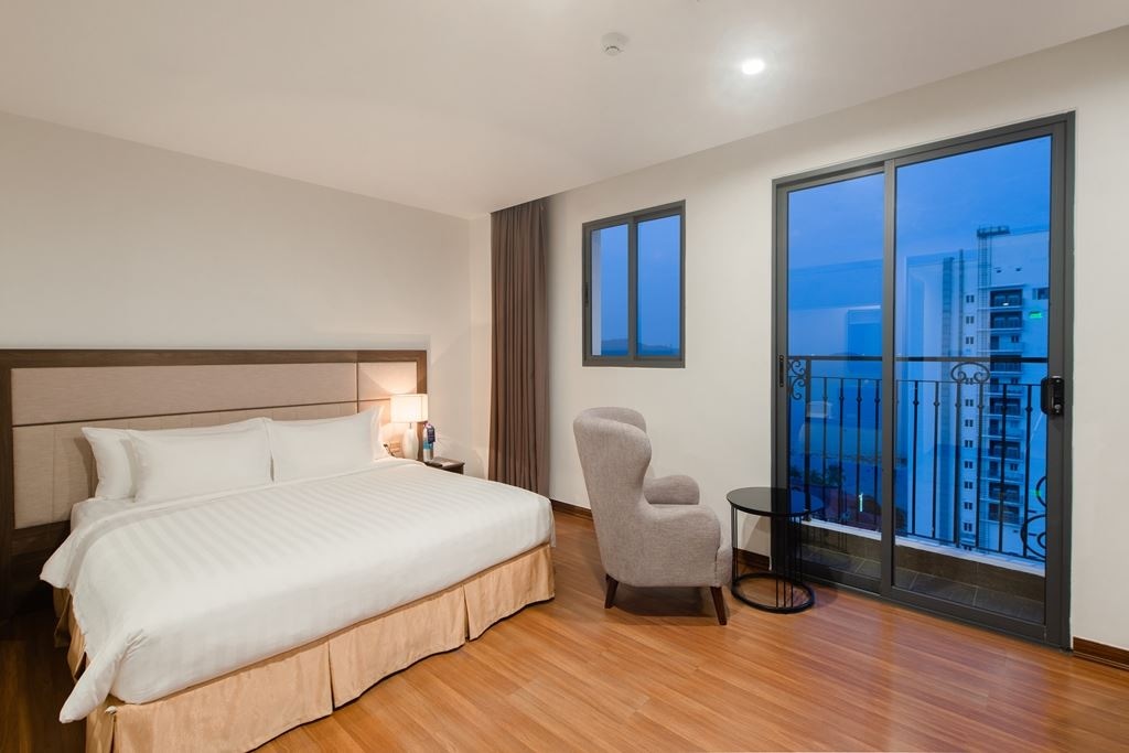 rooms-studio-ocean-view-with-balcony