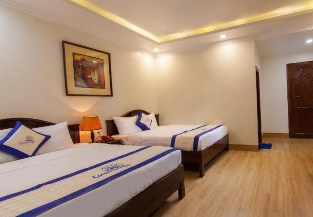 rooms-family-deluxe-balcony