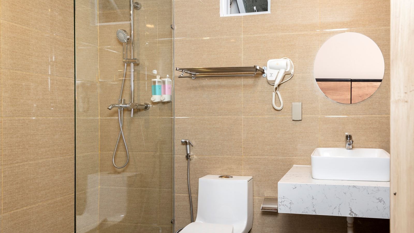 rooms-standard-room-no-view