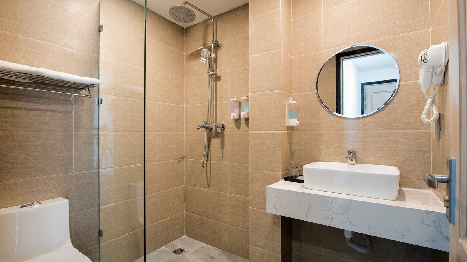 rooms-premier-deluxe-room-with-window-child-without-extra-bed